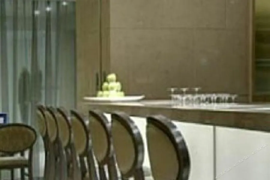 Prince Hotel, Marco Polo Hong Kong 4*,