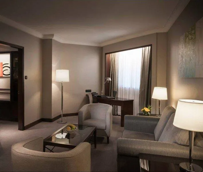 Prince Hotel, Marco Polo Hong Kong Hotel