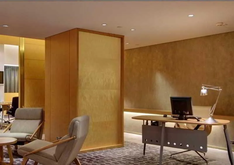 Prince Hotel, Marco Polo Hong Kong 4*,  China